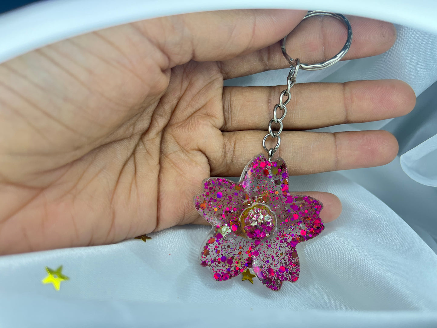 Porte clé Fleur pailletée rose