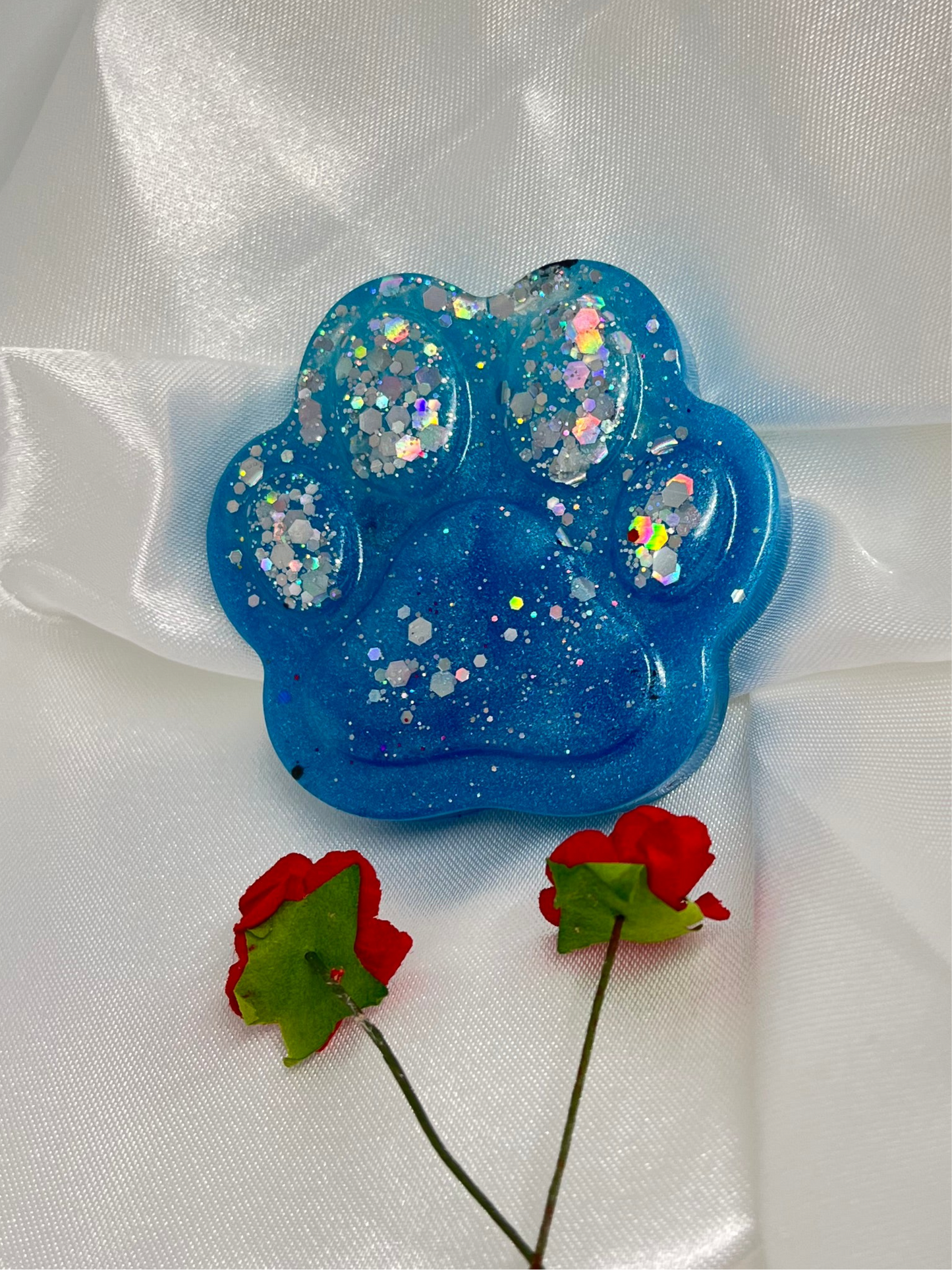 Porte clé Pâte de Chien bleu pailletée